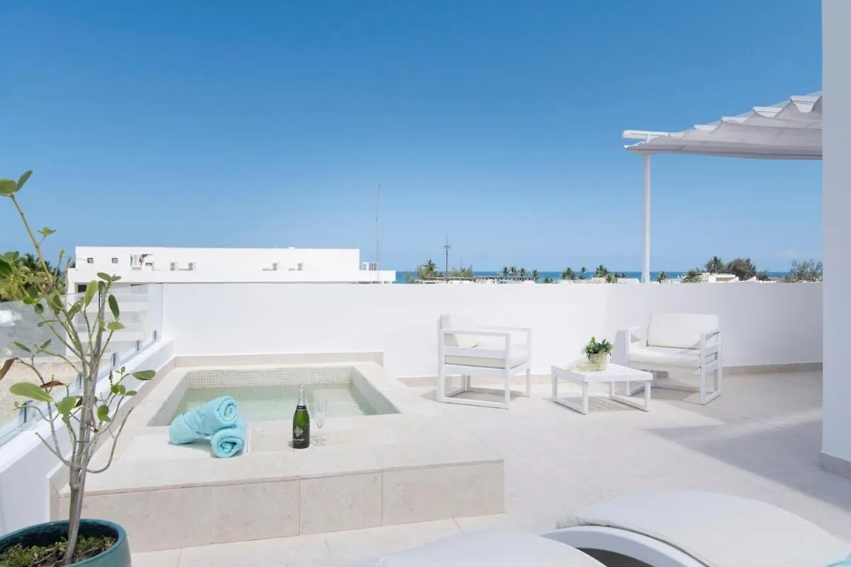 דירות פונטה קאנה Luxury Penthouse With Panoramic Ocean View
